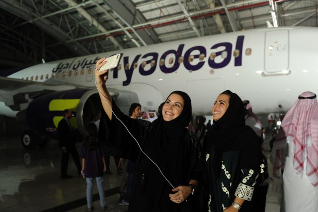 Perempuan Arab Saudi (Foto: dok.AMER HILABI / AFP)