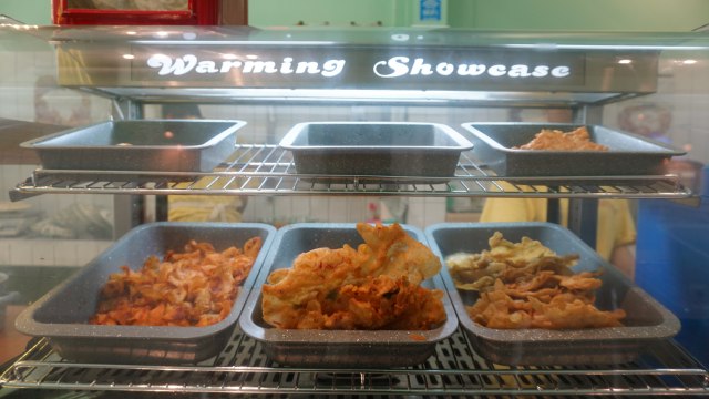 Gorengen-Wahteg (Foto: Iqbal Firdaus/kumparan)