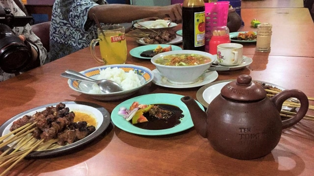 Sate Tirus Famili (Foto: Kartika Pamujiningtyas/kumparan)
