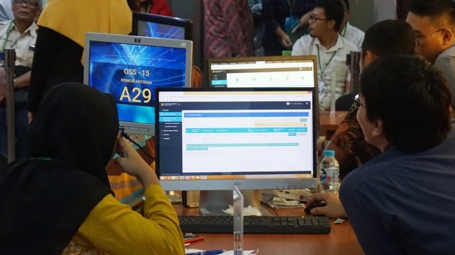 Suasana pelayanan OSS di Kantor BKPM. Foto:  Yudhistira Amran Saleh/kumparan