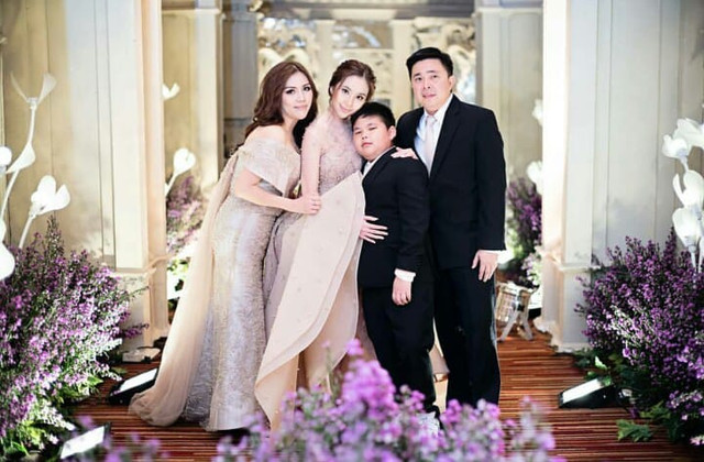 7 Potret Agatha Chelsea Rayakan Ulang Tahun ke-17 Bak Putri Kerajaan (6)