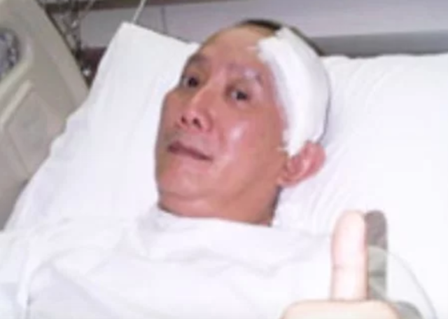 Mau Jadi Desainer Sempat Ditentang Ortu, Ini Sepak Terjang Karier Robby Tumewu (6)