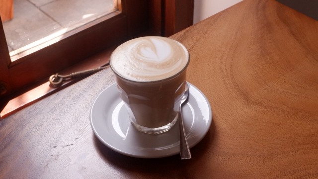 7 Coffee Shop Asyik di Jakarta Barat (8)