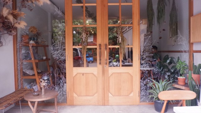 7 Coffee Shop Asyik di Jakarta Barat (10)