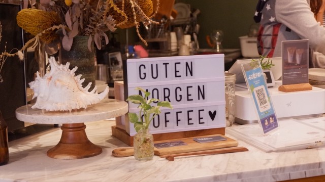 7 Coffee Shop Asyik di Jakarta Barat (11)