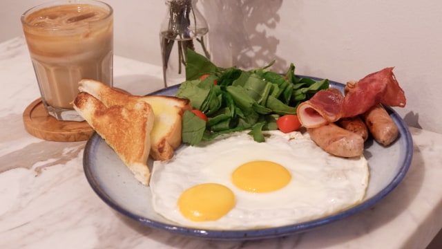 7 Coffee Shop Asyik di Jakarta Barat (12)