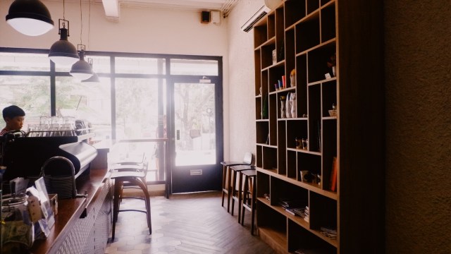 7 Coffee Shop Asyik di Jakarta Barat (15)