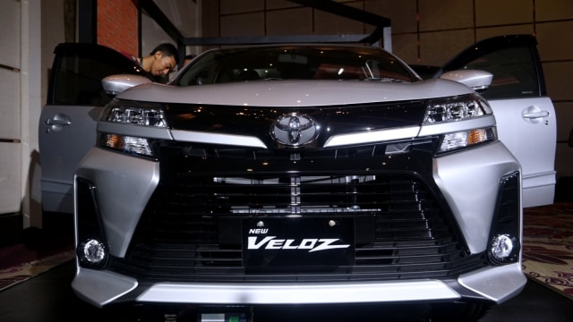 Tampilan depan Toyota New Avanza Veloz dalam Launching New Avanza and New Veloz di Fairmont Hotel  Jl. Asia Afrika No. 8, Gelora Bung Karno, Jakarta Pusat Foto: Fanny Kusumawardhani/kumparan