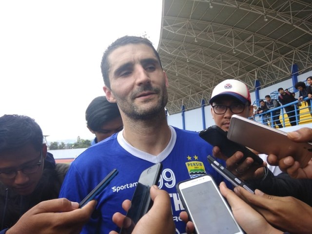 Srdan Lopicic Bangga Gabung Persib Meski Diragukan Karena Faktor Usia