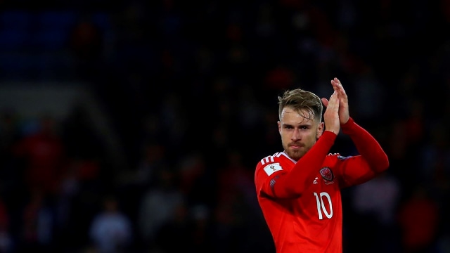 Aaron Ramsey bersama Timnas Wales. (Foto: AFP/Geoff Caddick)