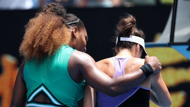 Serena Williams usai laga melawan Tatjana Maria di babak pertama Australia Terbuka 2019. (Foto: REUTERS/Lucy Nicholson)