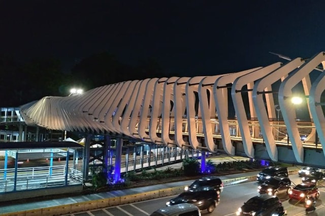 JPO Bundaran Senayan, Jakarta (Foto: Firman Herwanto)