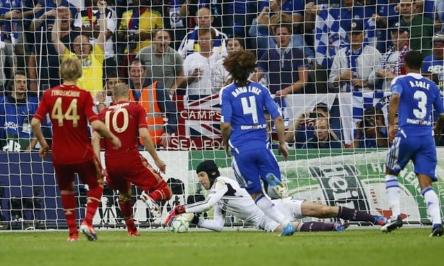 Akhir Musim Pensiun, Berikut 5 Momen Terbaik dalam Karier Petr Cech (5)