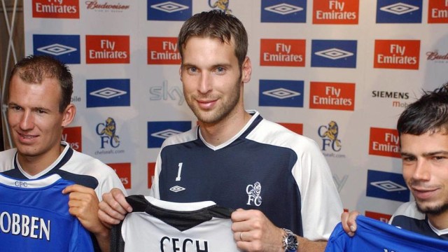 Akhir Musim Pensiun, Berikut 5 Momen Terbaik dalam Karier Petr Cech (2)