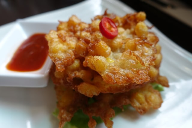 Bakwan jagung (Foto: dok.commons.wikimedia.org)