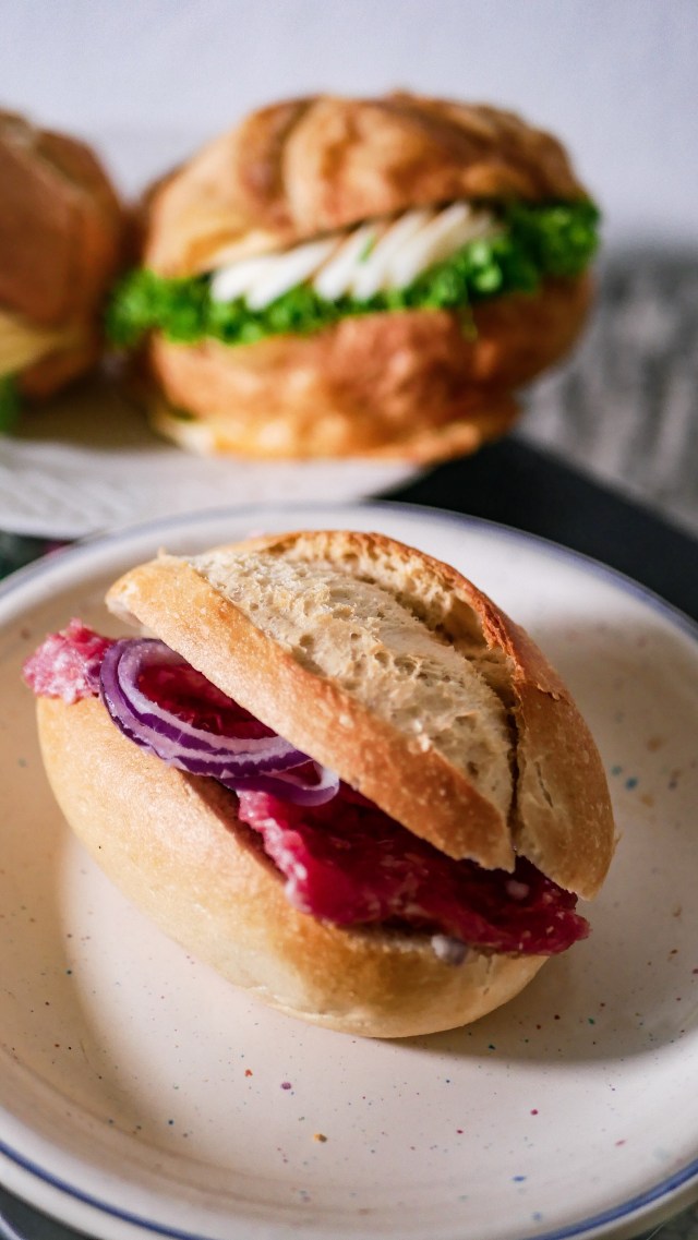 Mettbrötchen
