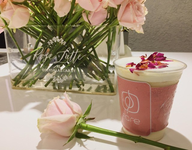 Rose Latte dari Fore Coffee (Foto: Safira Maharani/ kumparan)