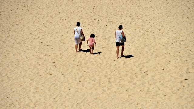Ilustrasi gelombang panas di Australia. (Foto: AFP/PETER PARKS)