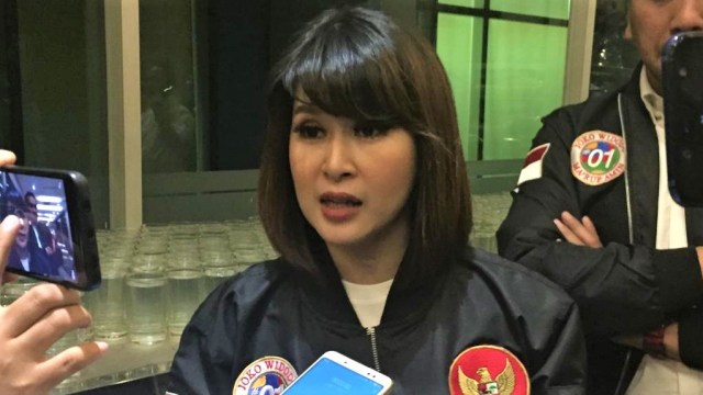 Ketua Umum PSI, Grace Natalie hadir jelang acara debat pertama Pilpres di Bidakara. (Foto: Rafyq Alkandy Ahmad Panjaitan/kumparan)