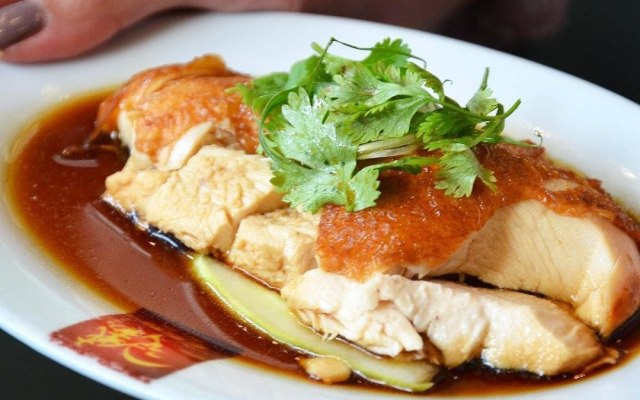 Roasted Chicken Foto: Instagram @weenamkee_ind