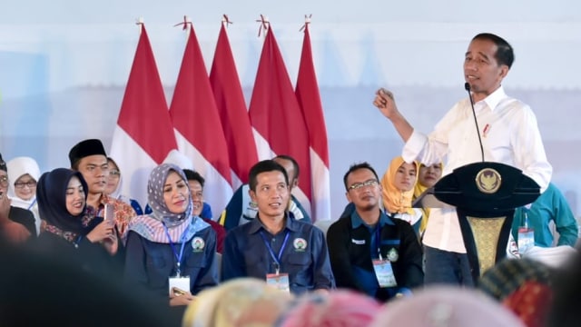 Jokowi di acara Penambahan Dana Desa di Garut, Jawa Barat (Foto: Dok. Biro Pers Setpres)