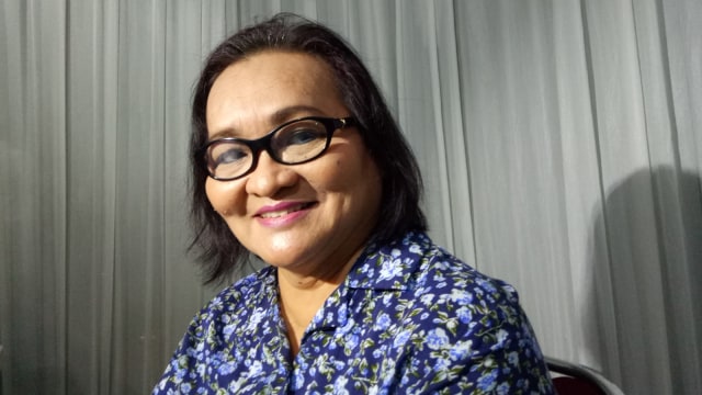 Mieke, istri Kasino saat ditemui di rumah Indro, di kawasan Kayu Putih, Jakarta Timur, Sabtu (19/1). (Foto: Mustika Sari/kumparan)
