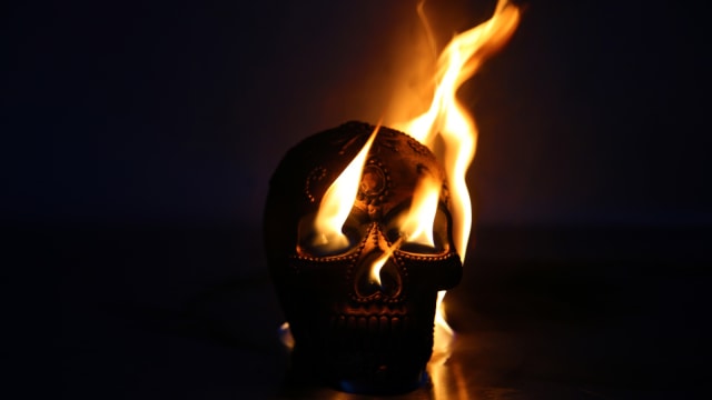 Ilustrasi maling terbakar.  Foto: Shutter Stock