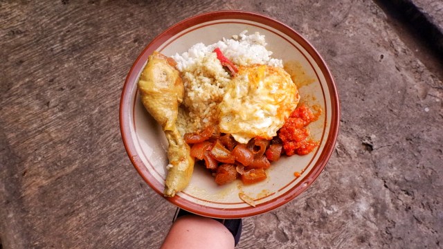 Menjelajah 4 Warteg Favorit di Jakarta (2)