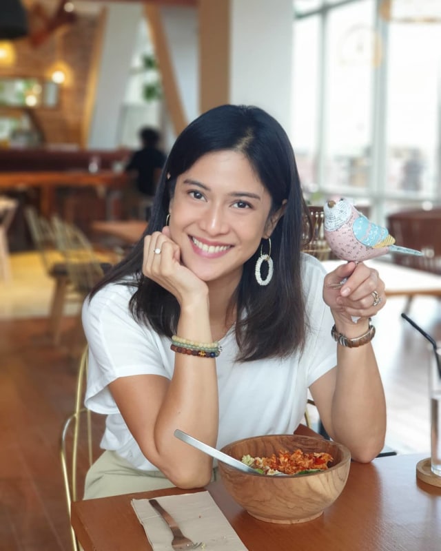 5 Tipe Kepribadian Wanita Berdasarkan Panjang Rambutnya (3)