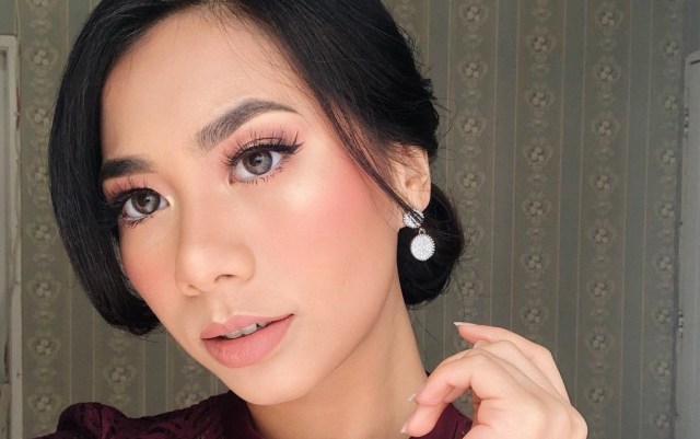 Tampil Manis dengan Makeup Nude Pink yang Cocok Dipakai Saat Kondangan