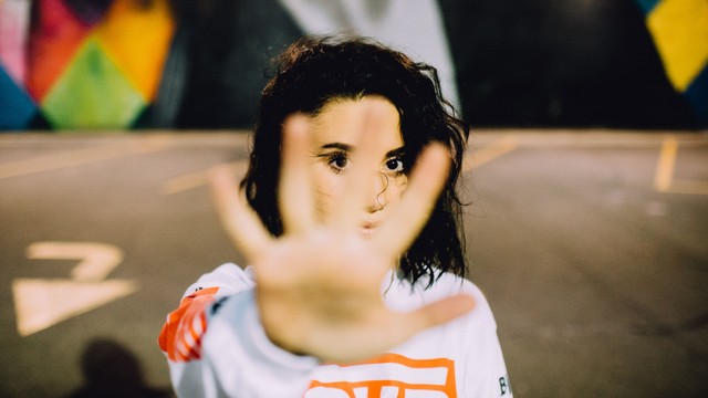 Ilustrasi zodiak yang sulit belajar dari kesalahan yang telah diperbuat (Foto: Unsplash)