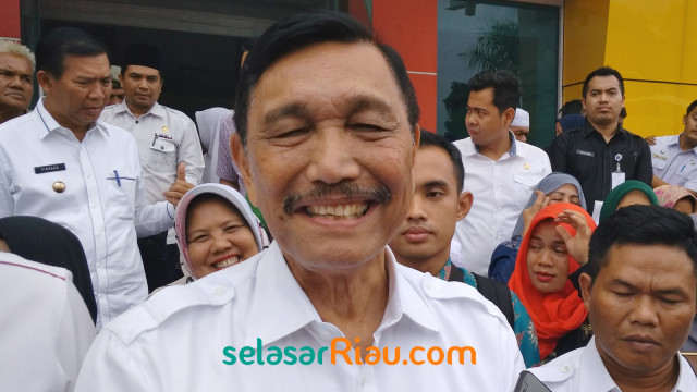 Masa Kecil Luhut di Pekanbaru, Seberangi Sungai Siak dan Suka Betumbuk 