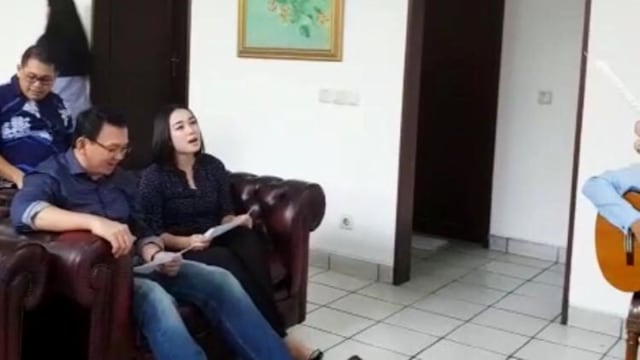 Basuki Tjahja Purnama dan Bripda Puput Nastiti Devi. (Foto: Dok. Istimewa)