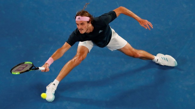 Stefanos Tsitsipas di laga semifinal Australia Terbuka  2019. (Foto:  REUTERS/Adnan Abidi)