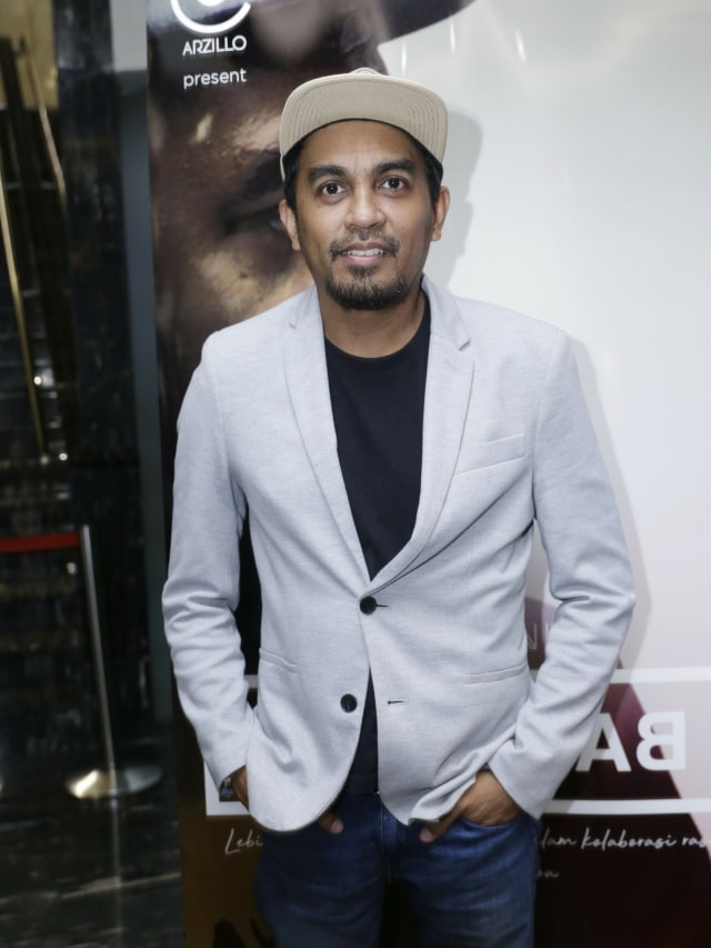 Penyanyi solo Glenn Fredly saat usai konferensi pers jelang konser Harmonia: Titik Balik di Balai Sarbini Jakarta Kamis (24/1).  Foto: Ronny/kumparan 