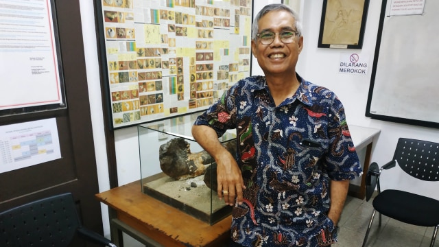 Prof. Dr. Jahdi Zaim, Kepala Tim Penelitian Stegodon ITB (Foto: Utomo Priyambodo/kumparan)