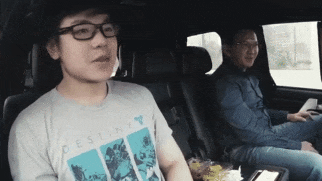 Vlog Basuki Tjahaja Purnama dijemput anaknya, Nicholas Sean. (Foto: Youtube/@Panggil Saya BTP)