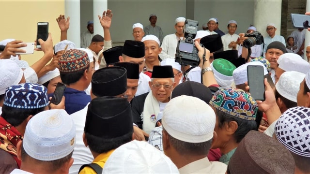 Cawapres nomor urut 01, Ma'ruf Amin saat berkunjung ke Martapura, Kalimantan Selatan. (Foto: Dok. Tim Ma'ruf Amin)