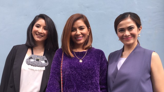 Novita Angie (kiri), Meisya Siregar (tengah), Ersa Mayori (kanan). (Foto: Giovanni/kumparan)
