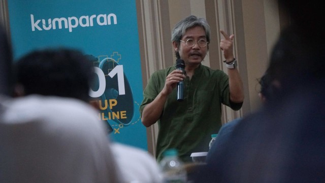Chief of Storyteller kumparan, Yusuf Arifin, memberikan materi Video Jurnalisme di 1001 Start Up Media Online batch 2 (Foto: kumparan/Fanny Kusumawardhani)