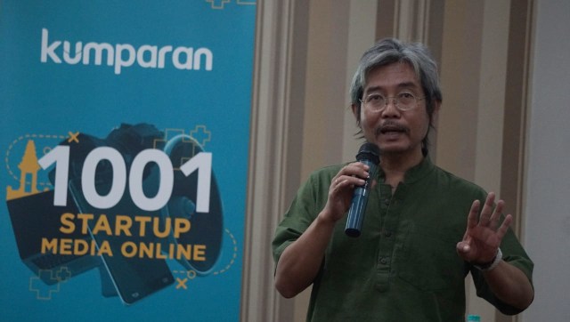 Chief of Storyteller kumparan, Yusuf Arifin, memberikan materi Video Jurnalisme di 1001 Start Up Media Online batch 2 (Foto: kumparan/Fanny Kusumawardhani)
