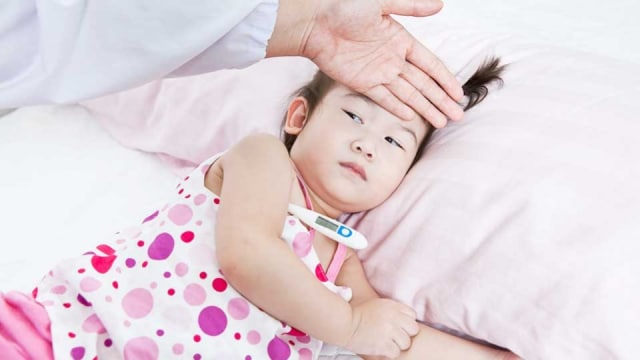 Sudah Tepatkah Dosis Paracetamol yang Moms Berikan?