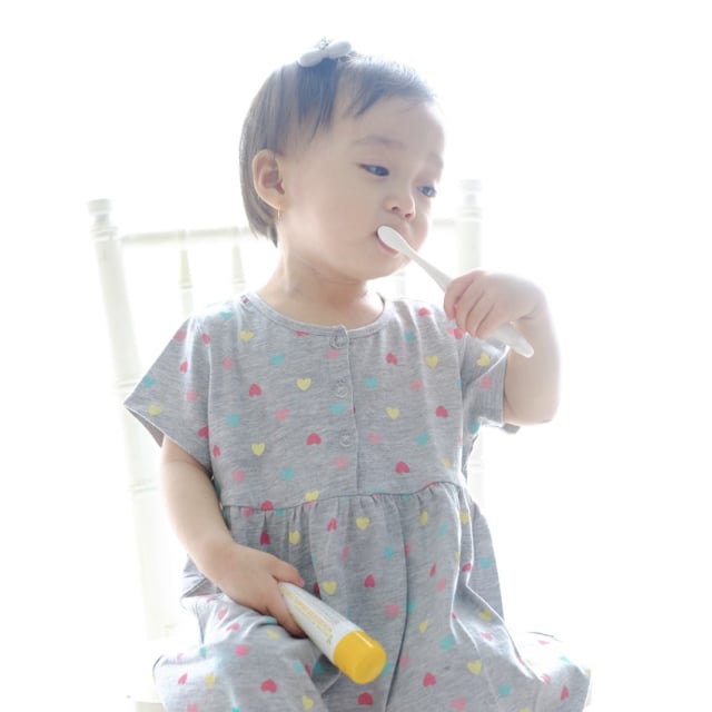 Si Kecil Menolak Sikat Gigi? Seperti Ini Cara Mengatasinya (1)