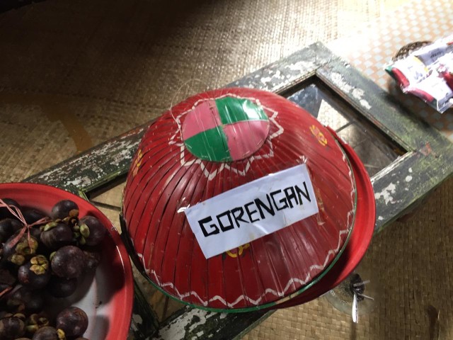 Oleh-oleh makanan khas Belitung di Kampoeng Ahok. Foto: Selli Nisrina Faradilla/kumparan