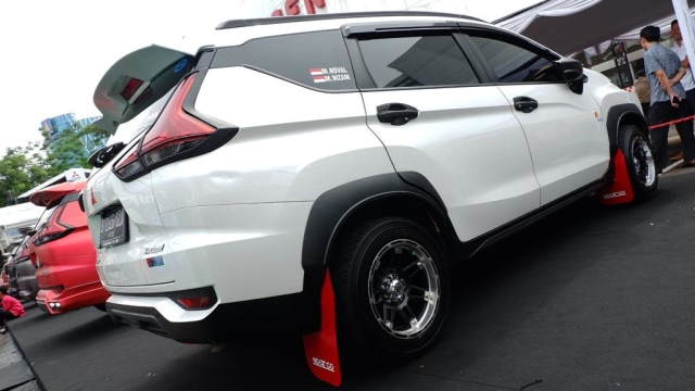Modifikasi Xpander bergaya Rally Look tampak belakang (Foto: Aditya Pratama Niagara/kumparanOTO)