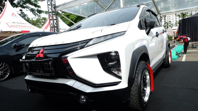 Modifikasi Xpander bergaya Rally Look tampak depan Foto: Aditya Pratama Niagara/kumparanOTO