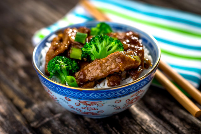 Ilustrasi Beef and Broccoli (Foto: Shutterstock/Dani Vincek)