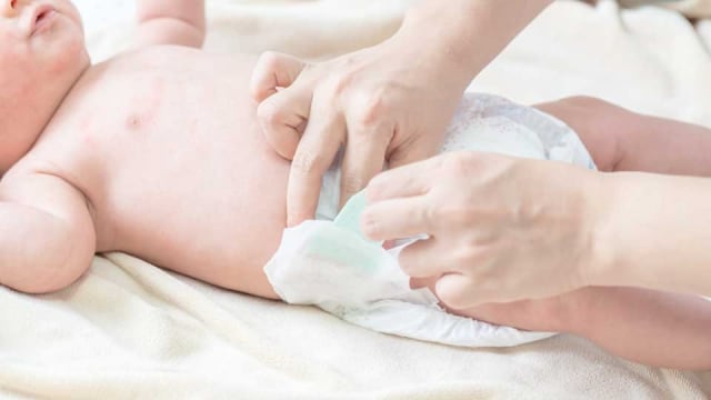 Kapan Waktu yang Tepat Anak Lepas Diapers?