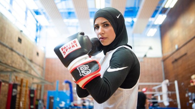 Zeina Nassar, petinju berhijab asal Jerman. Foto: Instagram @zeina.boxer
