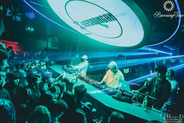 Suasana kelab Burning Sun. (Foto: Burning Sun)